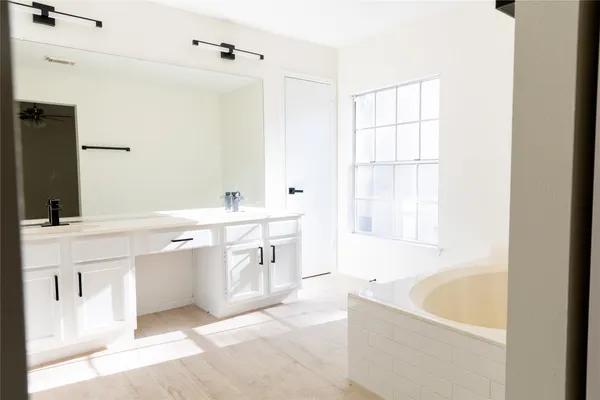 $2,600 | 22 Cottage Grove Place, The Woodlands, TX 77381