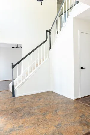 $2,600 | 22 Cottage Grove Place, The Woodlands, TX 77381