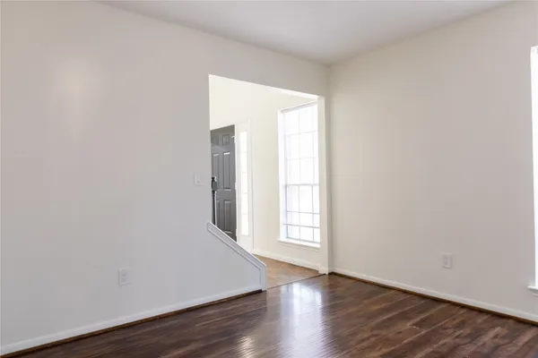 $2,600 | 22 Cottage Grove Place, The Woodlands, TX 77381