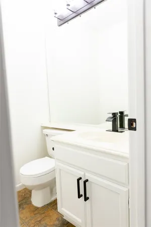 $2,600 | 22 Cottage Grove Place, The Woodlands, TX 77381