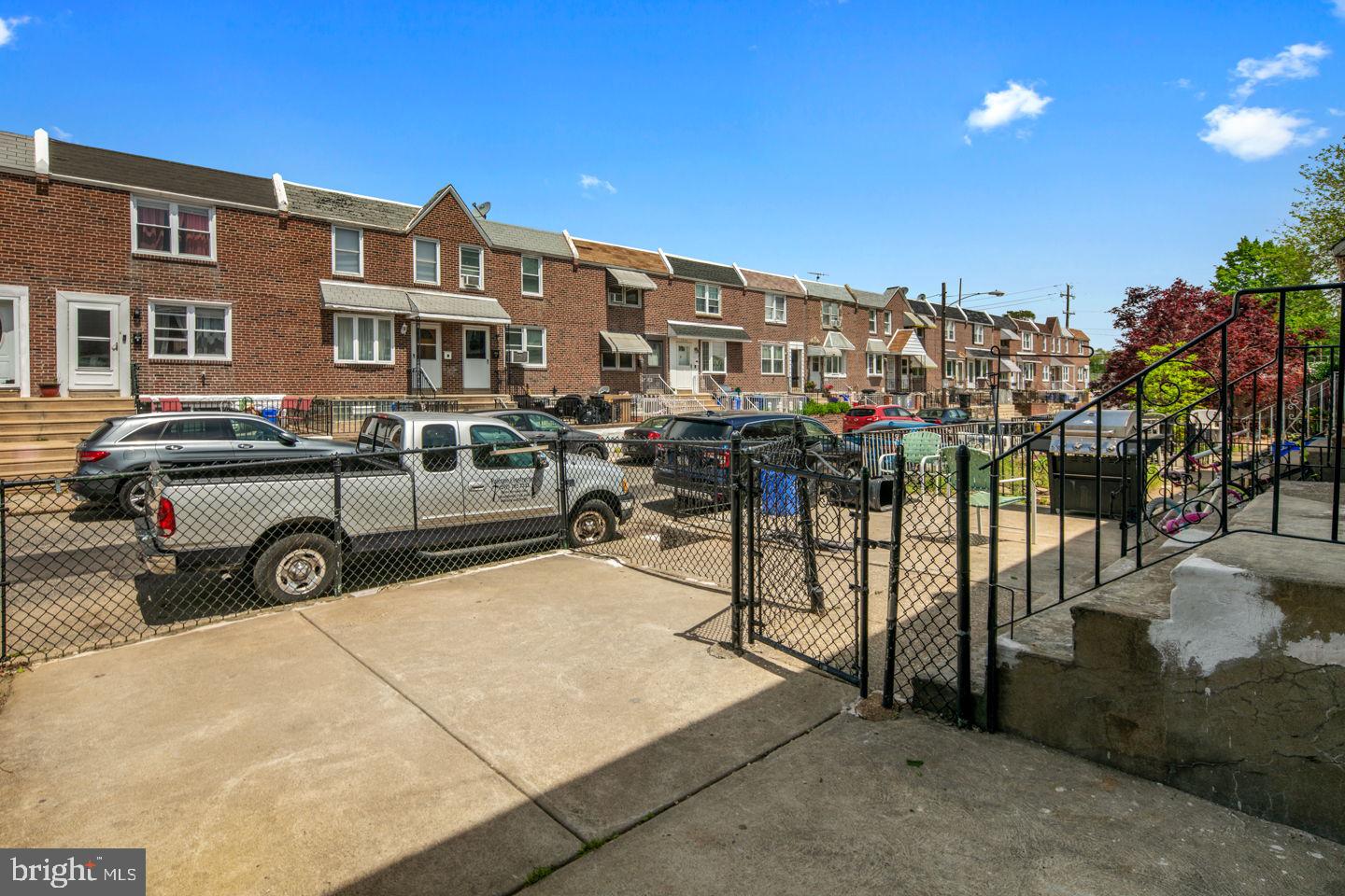 7907 Marsden Street Philadelphia, PA 19136 - Photo 3 of 19 Gallery Image 3