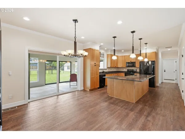 $729,900 | 106 Hansen Lane, Eugene, OR 97404