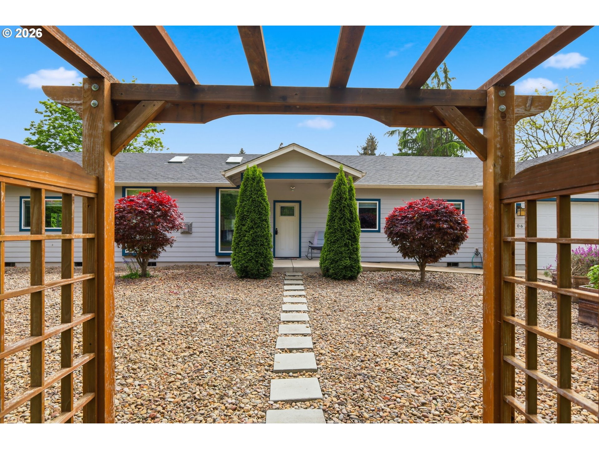 106 Hansen Lane Eugene, OR 97404 - Photo 3 of 47