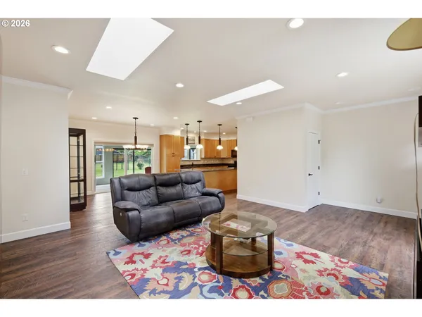 $729,900 | 106 Hansen Lane, Eugene, OR 97404