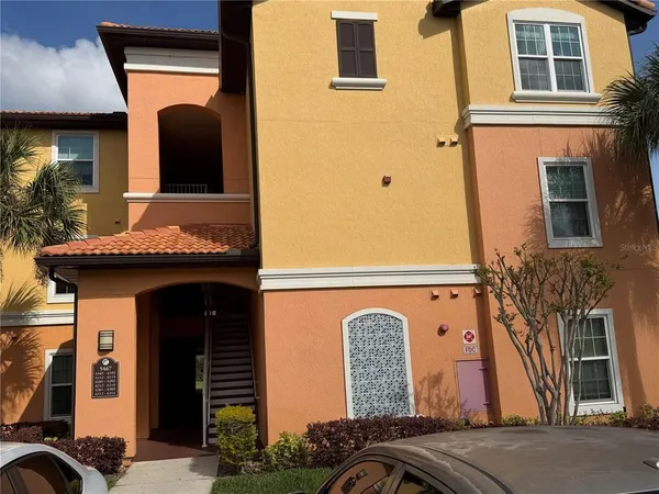 $1,400 | 5467 Vineland Road, Unit 6214, Orlando, FL 32811