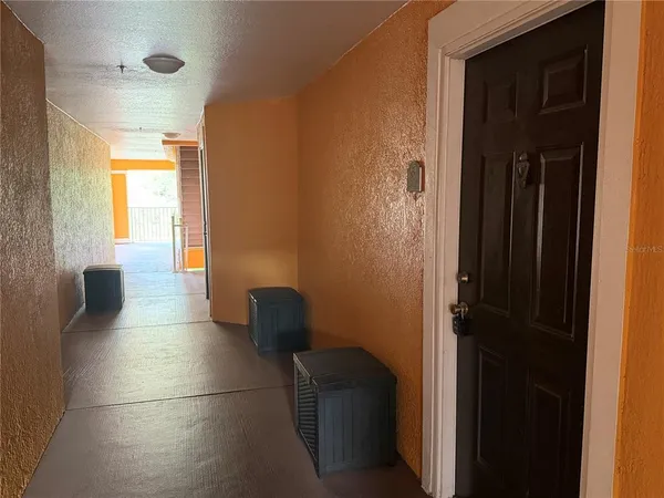 $1,400 | 5467 Vineland Road, Unit 6214, Orlando, FL 32811