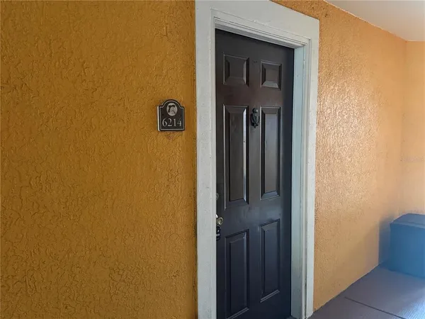 $1,400 | 5467 Vineland Road, Unit 6214, Orlando, FL 32811