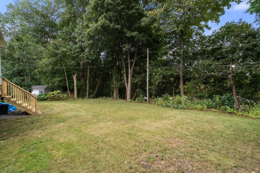 10 Stoneleigh Road Worcester, MA 01606 - Photo 28 of 34 Gallery Image 28