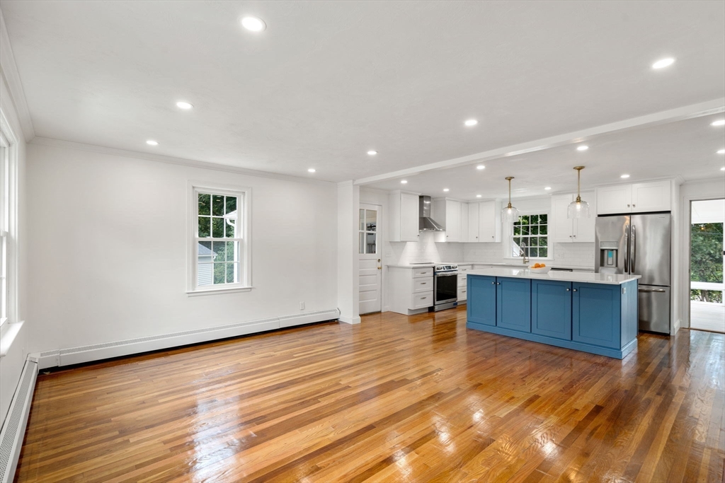 10 Stoneleigh Road Worcester, MA 01606 - Photo 9 of 34 Gallery Image 9