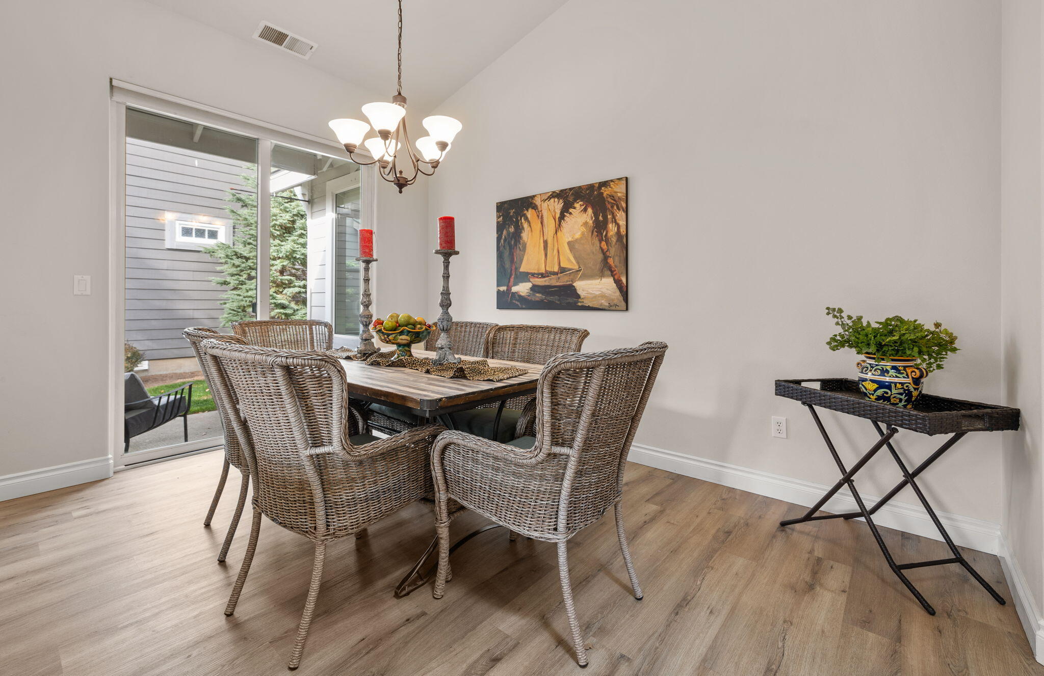 19468 Blue Lake Loop Bend, OR 97702 - Photo 11 of 47 Dining Room