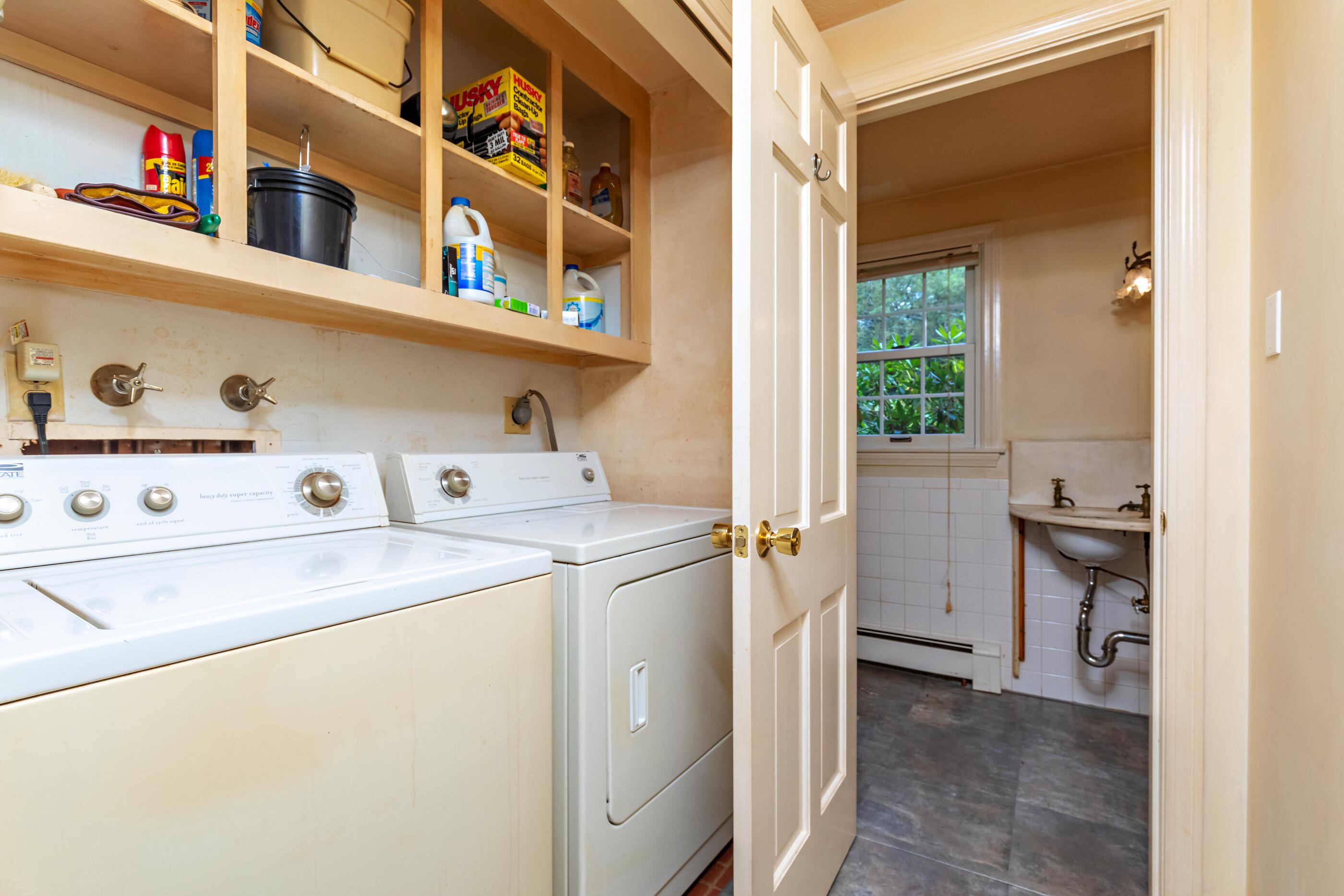 76 Goose Point Road Centerville, MA 02601 - Photo 20 of 34 a utility room with dryer and washer