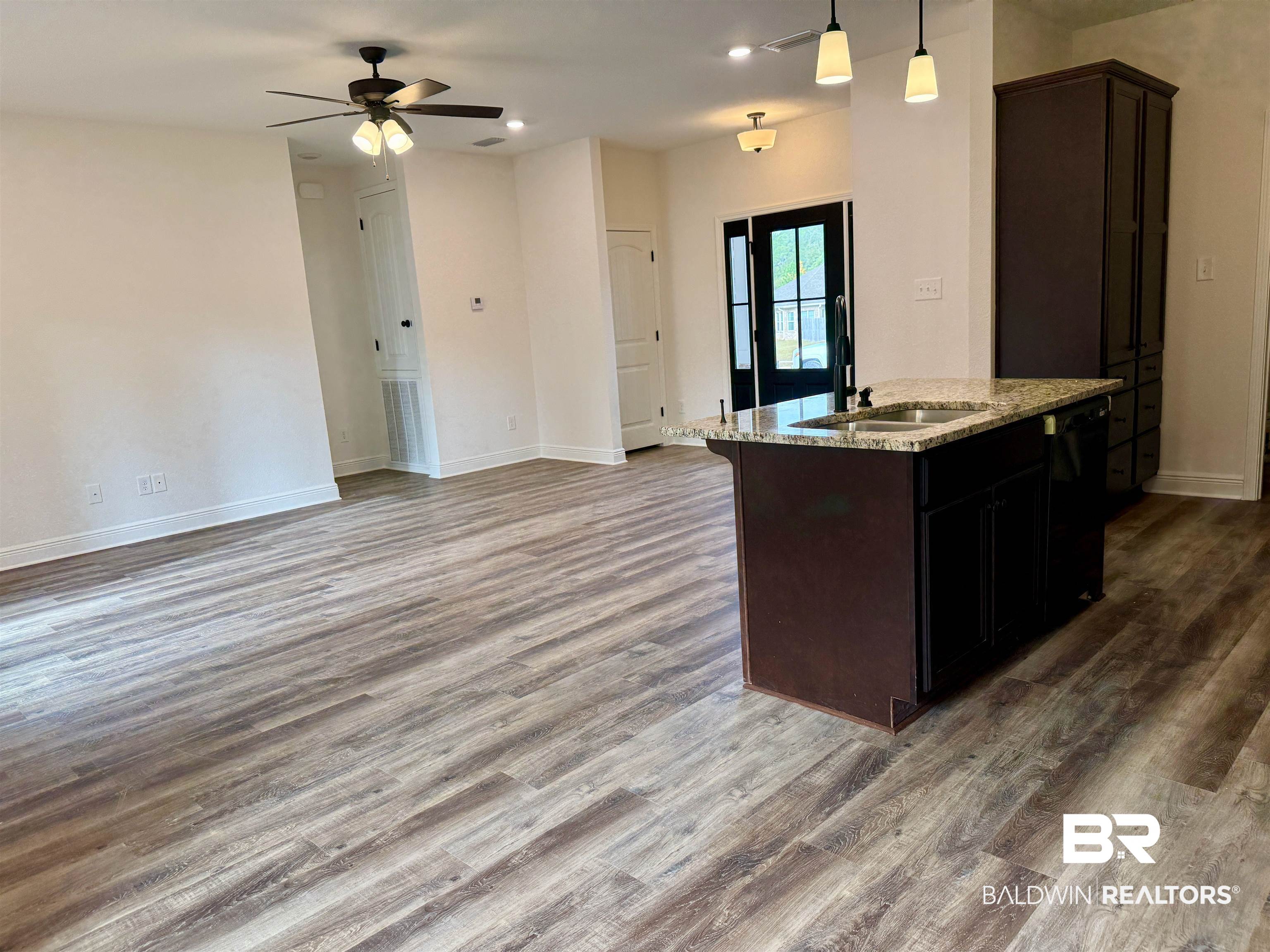 9249 East Hartsfield Way Mobile, AL 36695 - Photo 3 of 8