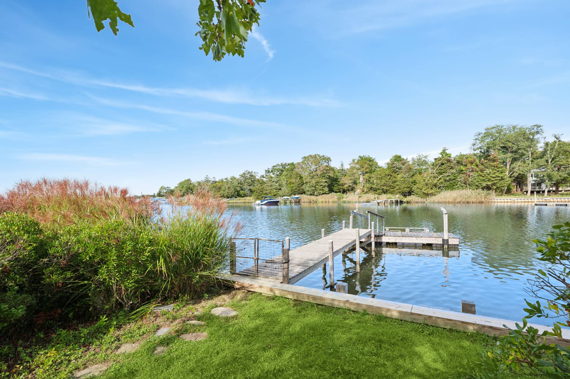 3937 Noyack Road Sag Harbor, NY 11963 - Photo 2 of 25