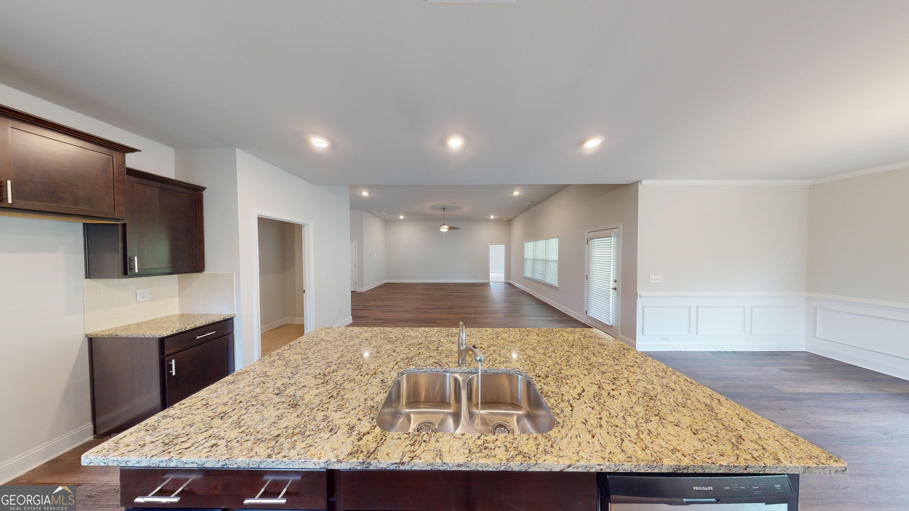 341 Stockton Circle Macon, GA 31216 - Photo 8 of 34