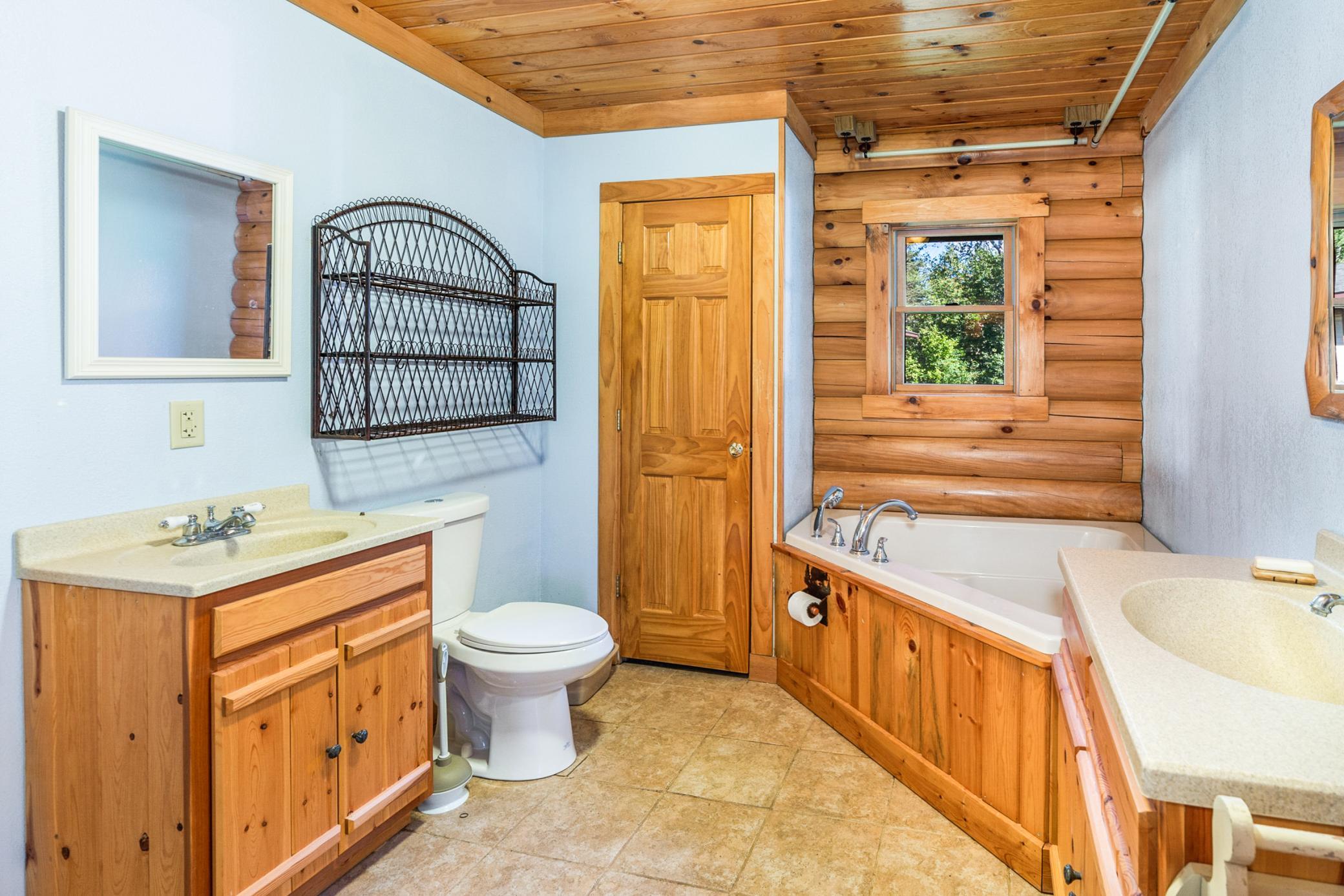 723 Hawkhill Road Duluth, MN 55804 - Photo 17 of 50