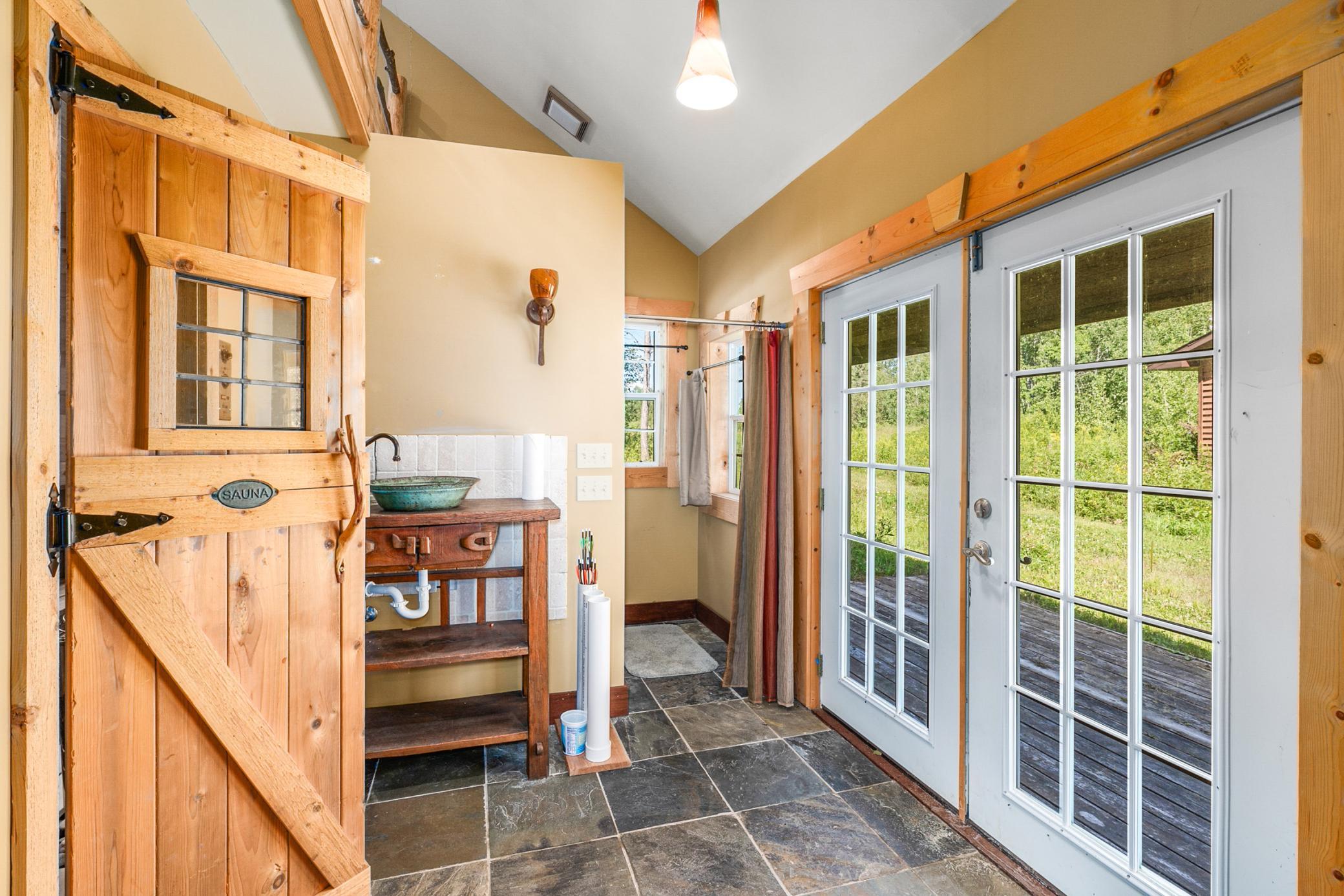 723 Hawkhill Road Duluth, MN 55804 - Photo 18 of 50