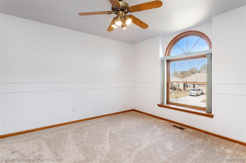 3247 Primrose Drive Rochester Hills, MI 48307 - Photo 19 of 27