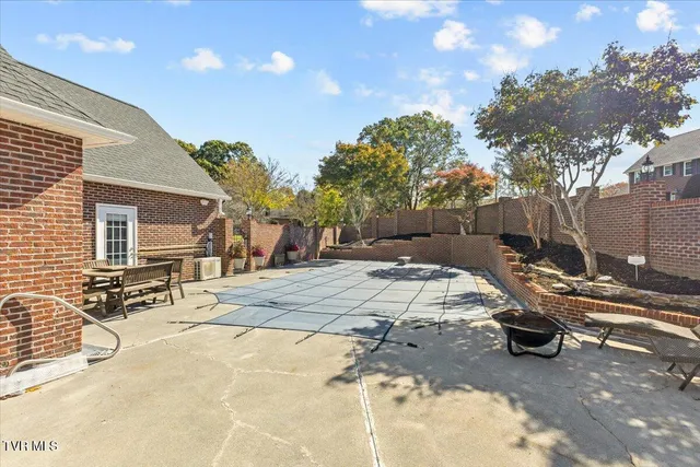 $1,105,000 | 1 Emerald Court, Johnson City, TN 37604