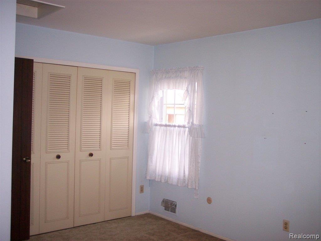 31159 Hoover Road Warren, MI 48093 - Photo 11 of 11 BEDROOM 2