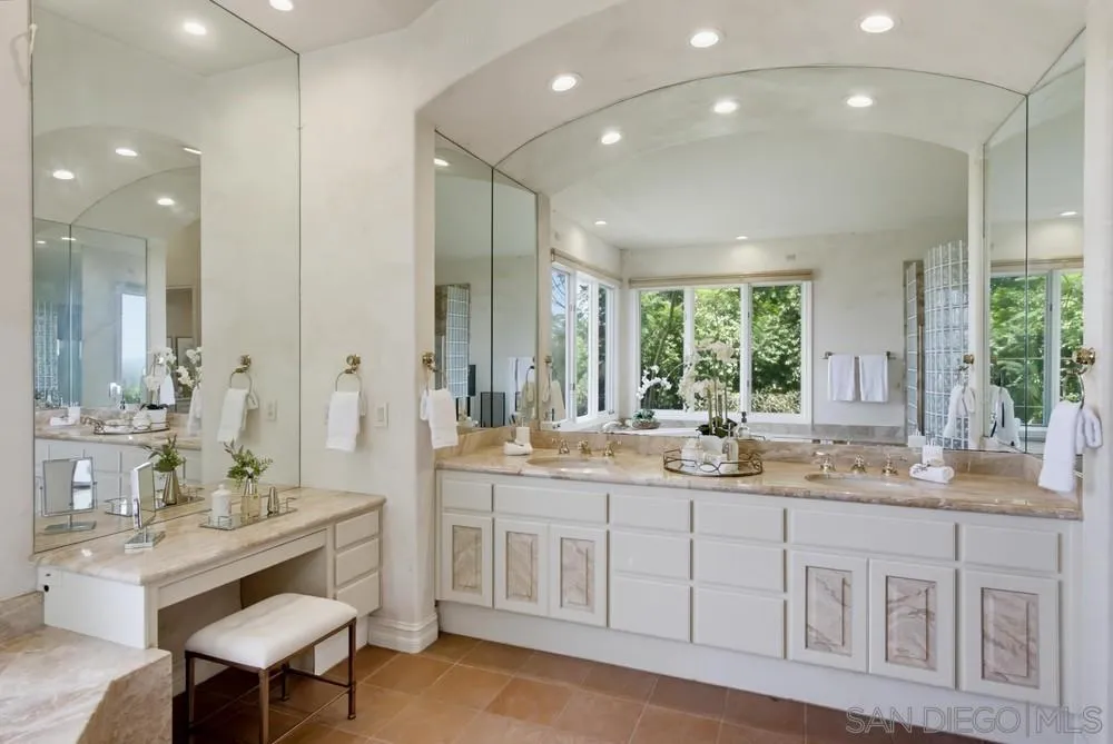 18103 Via Ascenso Rancho Santa Fe, CA 92067 - Photo 26 of 71