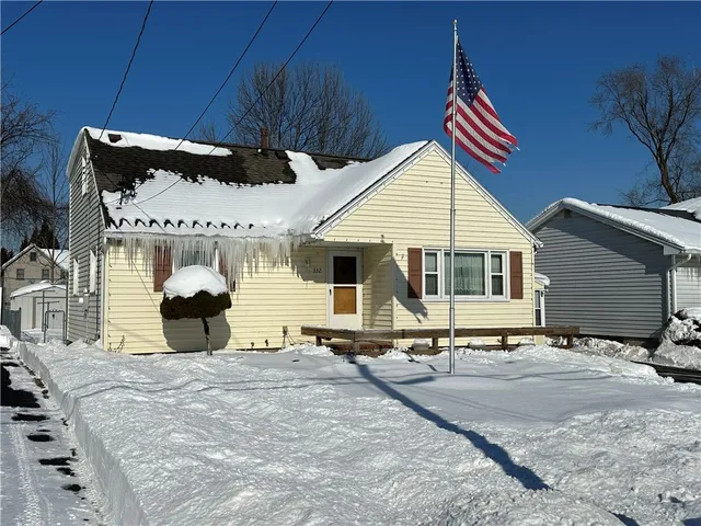 $164,900 | 332 Wolcott Avenue, Gates, NY 14606