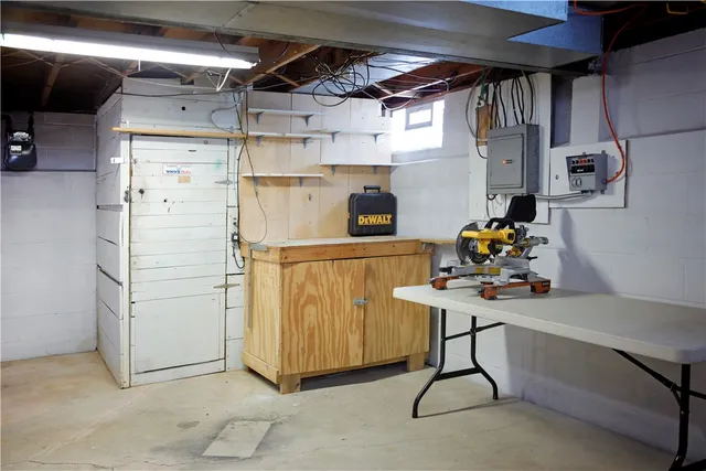 $164,900 | 332 Wolcott Avenue, Gates, NY 14606