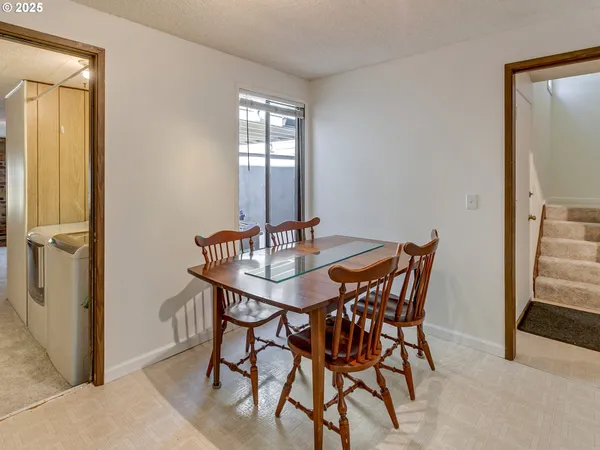 $320,000 | 361 Northeast Village Squire Avenue, Unit 4, Gresham, OR 97030