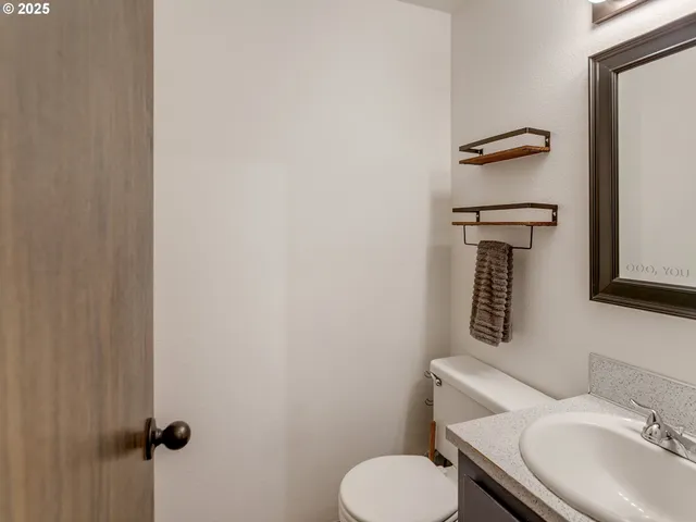 $330,000 | 361 Northeast Village Squire Avenue, Unit 4, Gresham, OR 97030