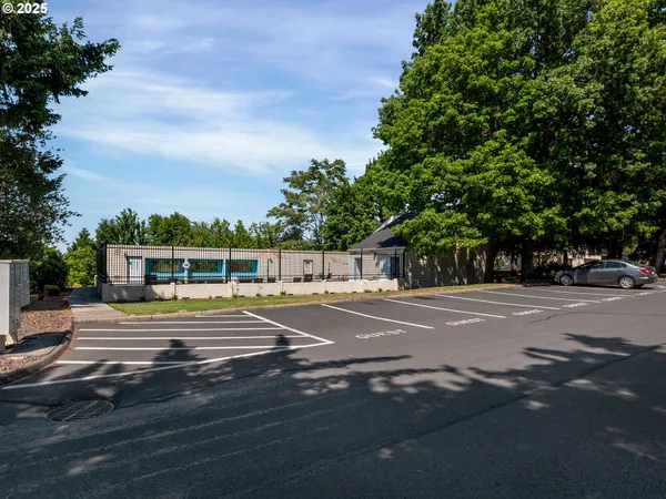 $320,000 | 361 Northeast Village Squire Avenue, Unit 4, Gresham, OR 97030