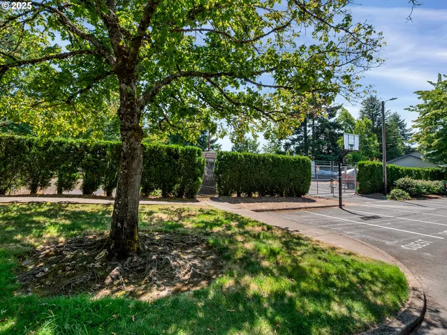 $330,000 | 361 Northeast Village Squire Avenue, Unit 4, Gresham, OR 97030