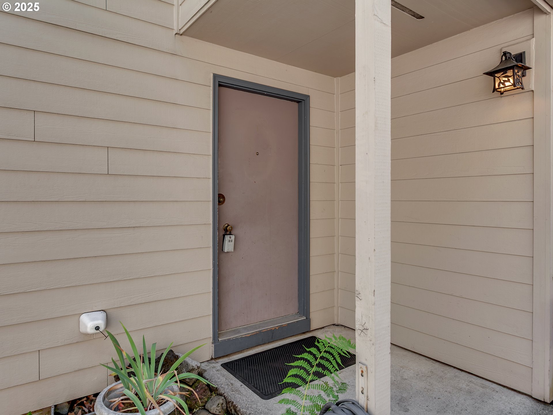 361 Northeast Village Squire Avenue, Unit 4 Gresham, OR 97030 - Photo 7 of 45