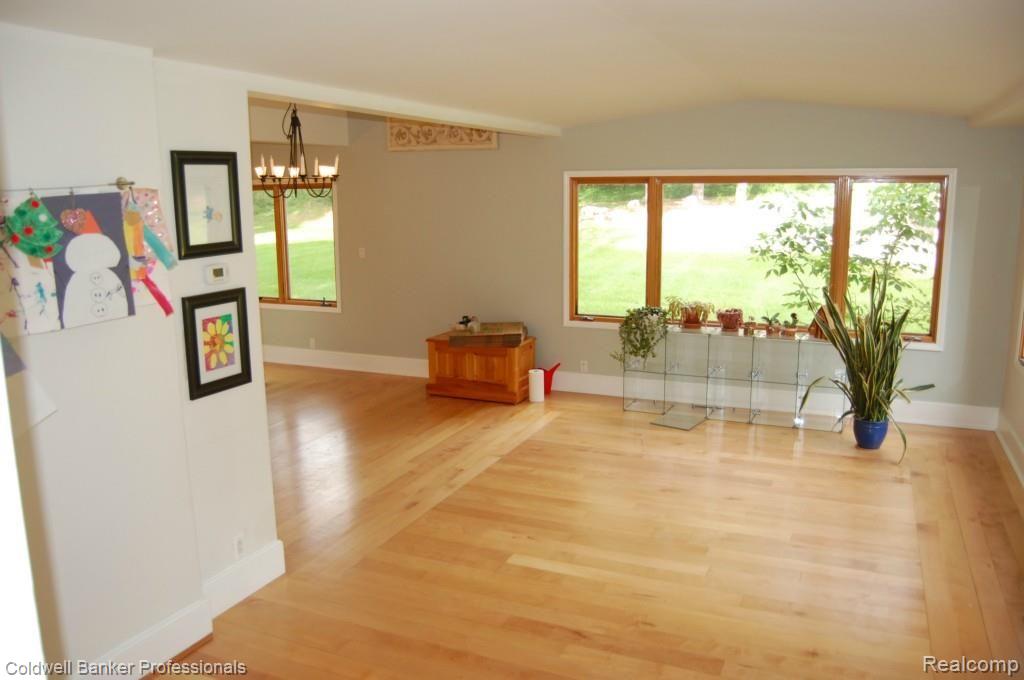 32860 Haverford Road Franklin, MI 48025 - Photo 5 of 29
