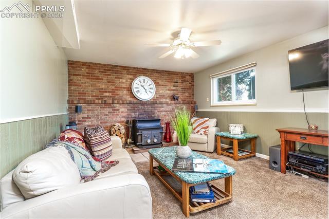 1598 Collins Road Colorado Springs, CO 80920 - Photo 9 of 25 Gallery Image 9
