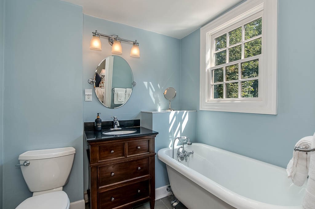 78 Woodleigh Road Dedham, MA 02026 - Photo 26 of 42 Gallery Image 26