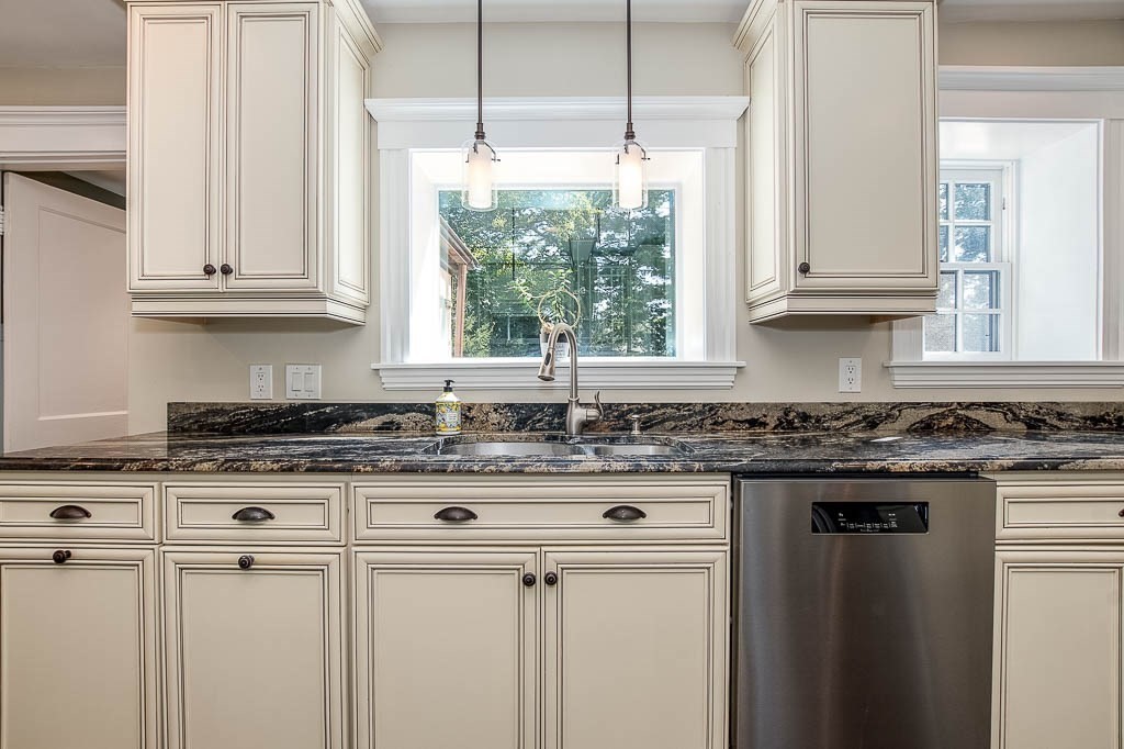 78 Woodleigh Road Dedham, MA 02026 - Photo 10 of 42 Gallery Image 10