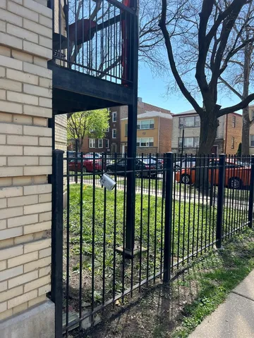 $175,000 | 2254 West Arthur Avenue, Unit 1051A, Chicago, IL 60645