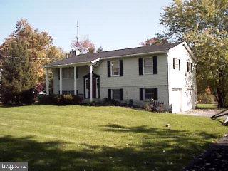 106 Mayfield Drive Lititz, PA 17543 - Photo 1 of 1
