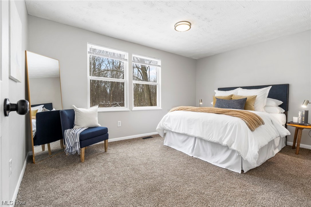 1655 Sunnyacres Road Akron, OH 44321 - Photo 16 of 30 View of carpeted bedroom