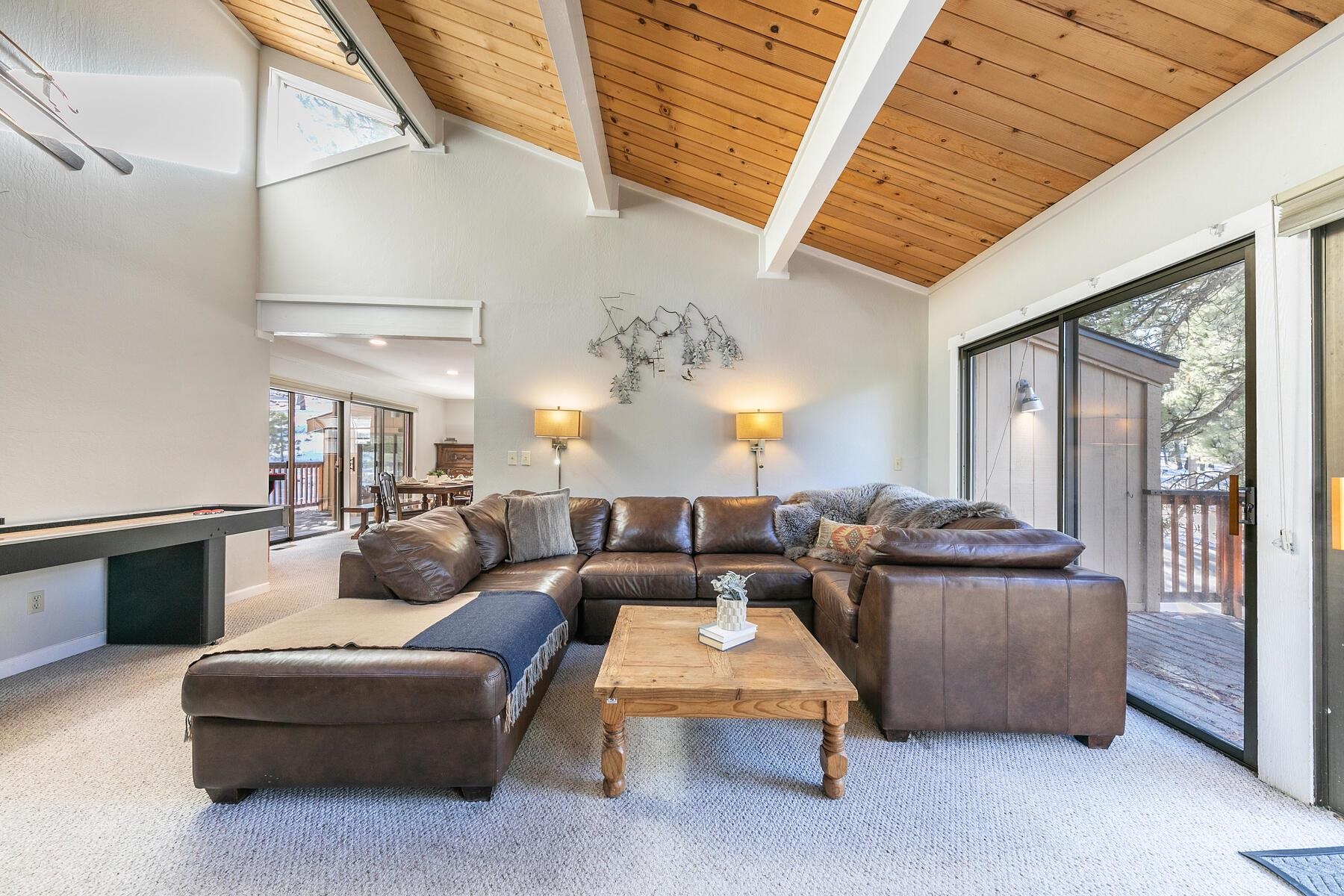 100 Basque Drive Truckee, CA 96161 - Photo 5 of 28 Gallery Image 5