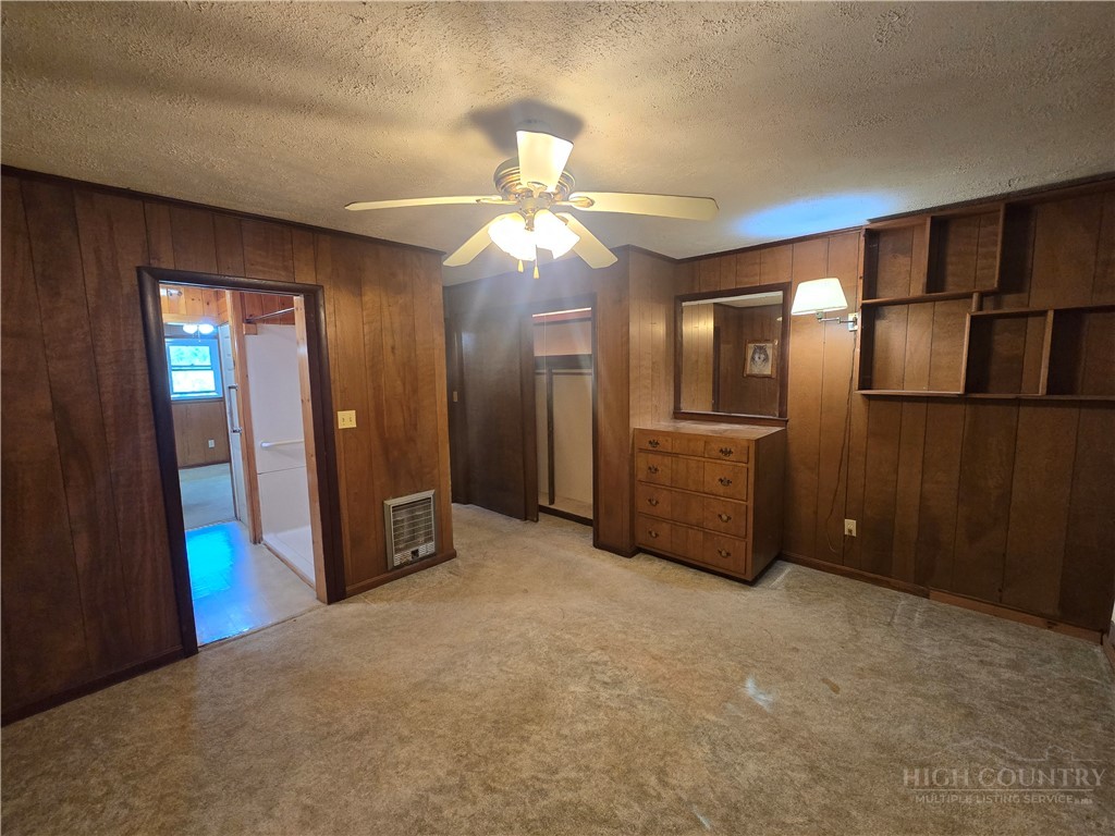 159 Hubert Street Newland, NC 28657 - Photo 16 of 40