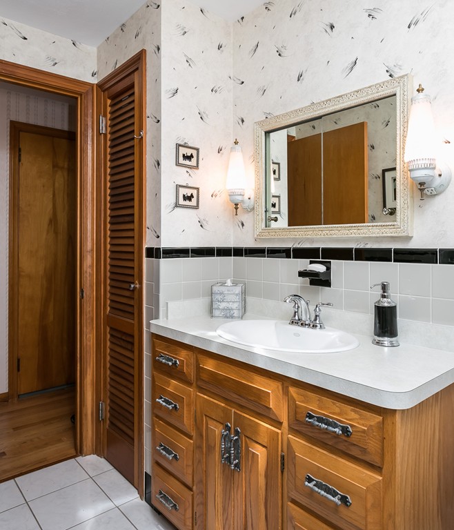 200 Harkness Avenue Springfield, MA 01118 - Photo 17 of 25 Gallery Image 17