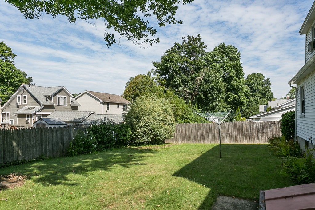 200 Harkness Avenue Springfield, MA 01118 - Photo 5 of 25 Gallery Image 5