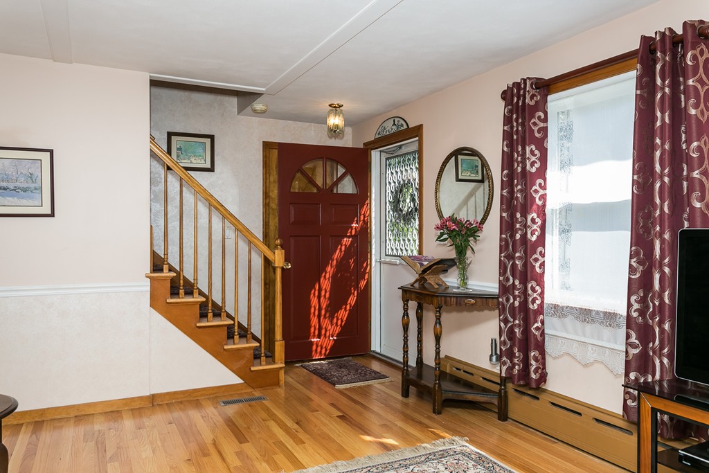 200 Harkness Avenue Springfield, MA 01118 - Photo 8 of 25 Gallery Image 8