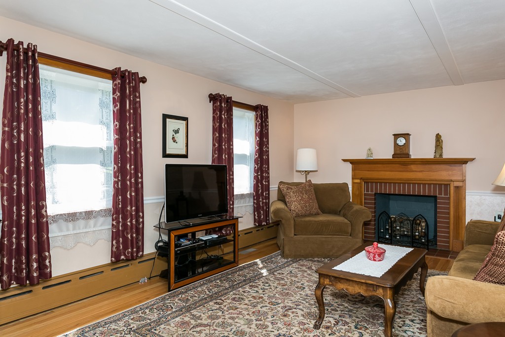 200 Harkness Avenue Springfield, MA 01118 - Photo 9 of 25 Gallery Image 9