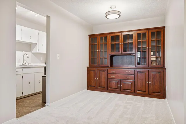 $124,900 | 4120 Parklawn Avenue, Unit 119, Edina, MN 55435