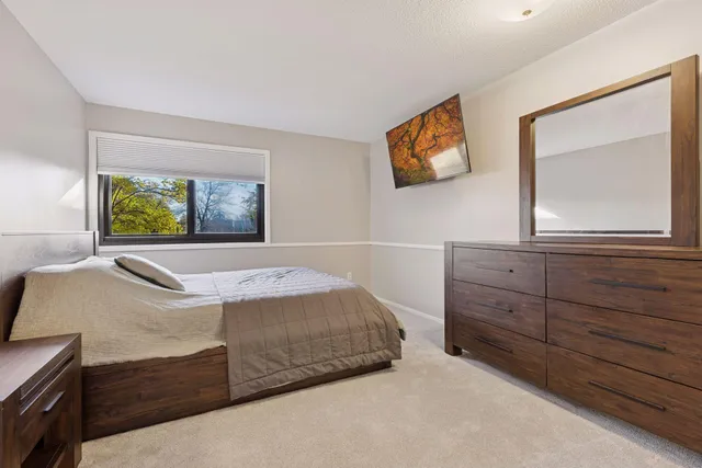 $124,900 | 4120 Parklawn Avenue, Unit 119, Edina, MN 55435