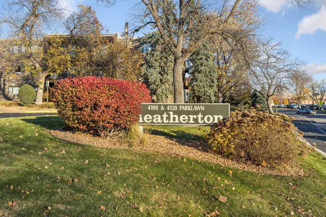 $124,900 | 4120 Parklawn Avenue, Unit 119, Edina, MN 55435