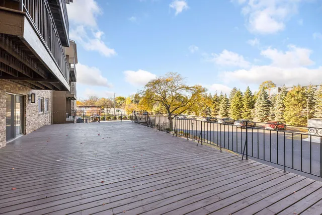 $124,900 | 4120 Parklawn Avenue, Unit 119, Edina, MN 55435