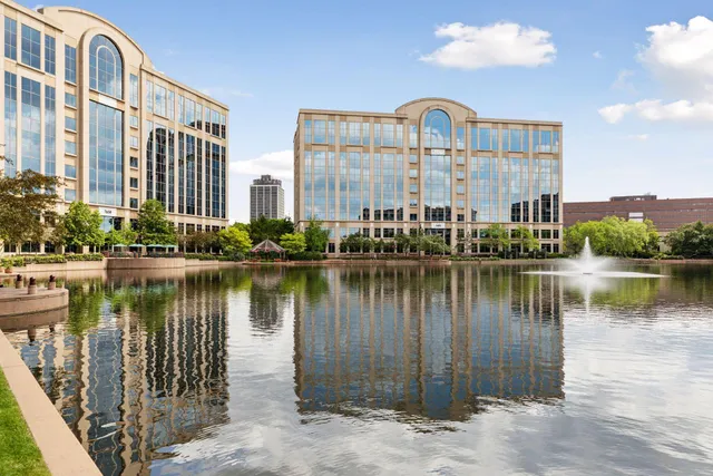 $124,900 | 4120 Parklawn Avenue, Unit 119, Edina, MN 55435