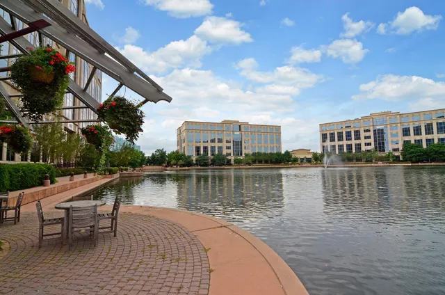 $124,900 | 4120 Parklawn Avenue, Unit 119, Edina, MN 55435